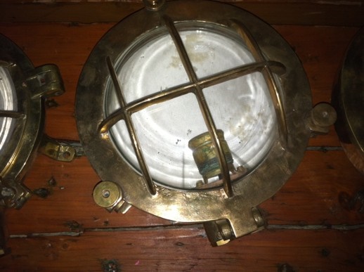 10-1/2 Nautical Brass Ships Anchor Kerosene Lamp with Clear Glass Globe -  Antique Vintage Style Brass Decorative Accessories